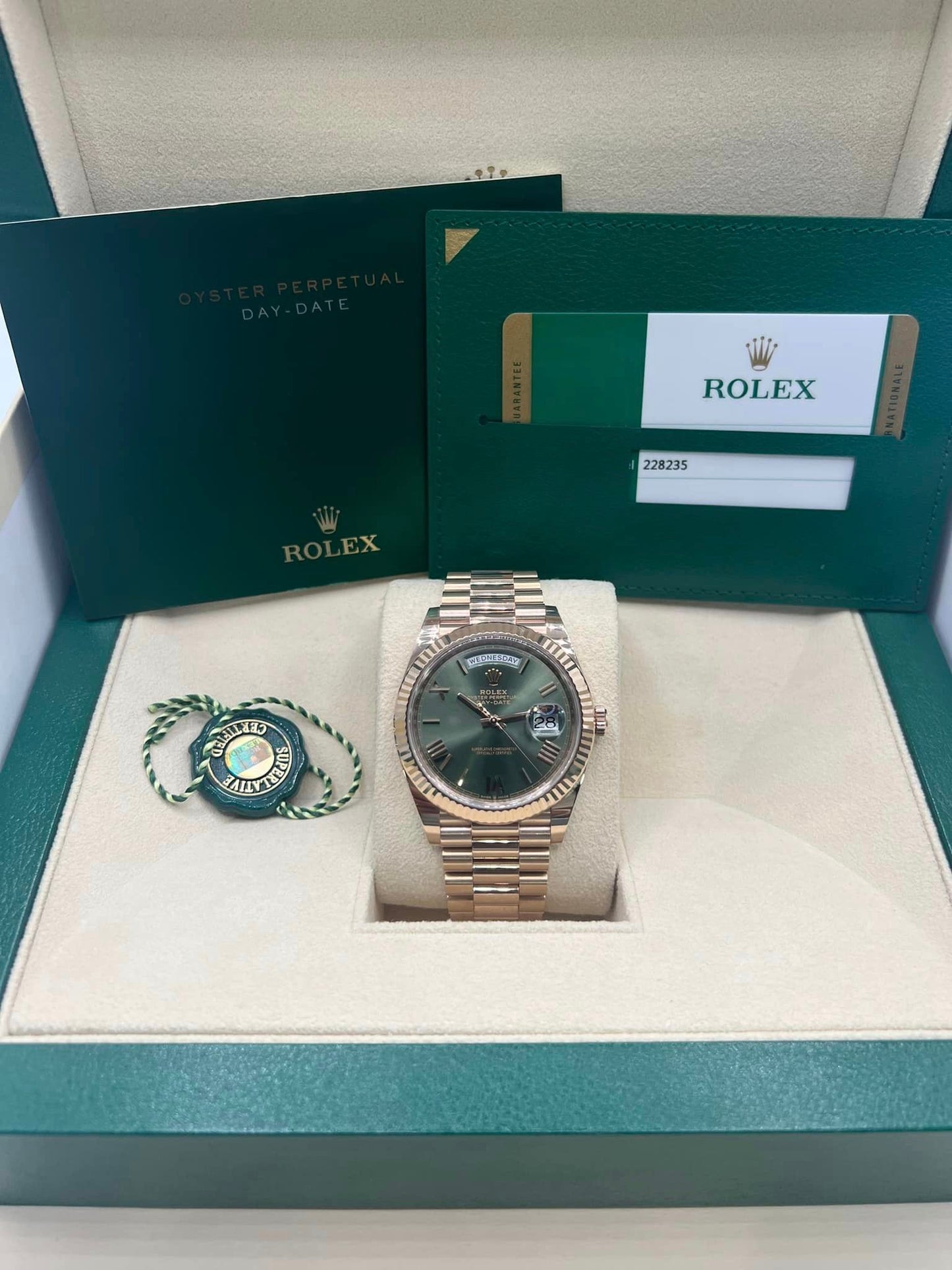 ROLEX Rose Gold Daydate 40 228235 40MM Olive DIAL WITH ROSE GOLD PRESIDENT BRACELET BOX + PAPERS