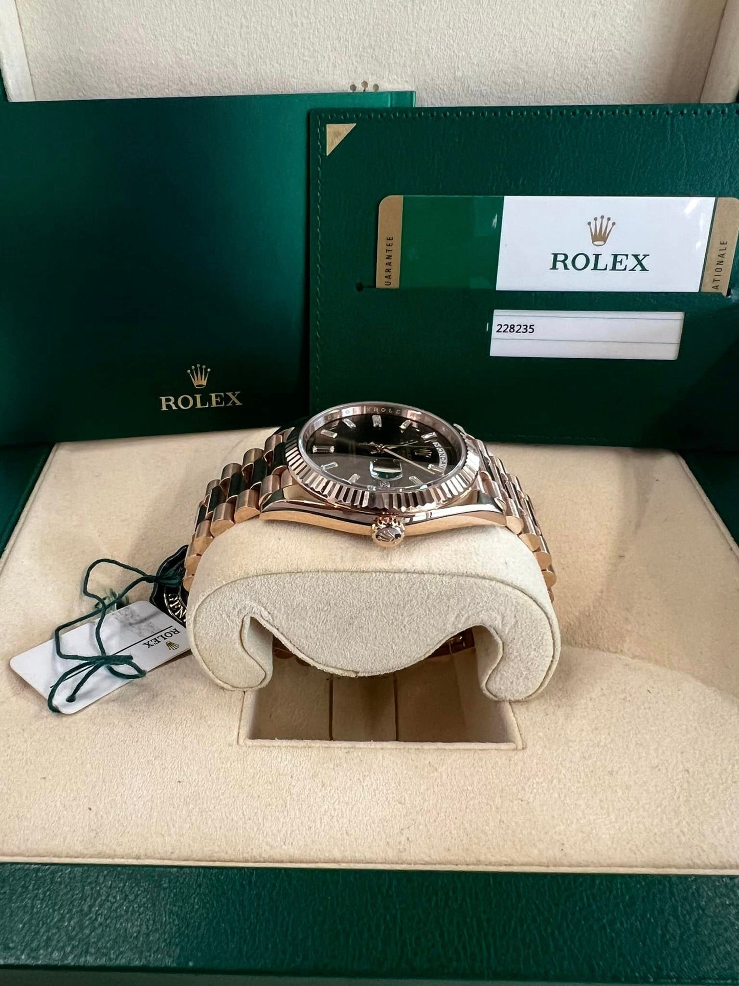 ROLEX Rose Gold Daydate 40 228235 40MM Chocolate Diamond DIAL WITH ROSE GOLD PRESIDENT BRACELET BOX + PAPERS