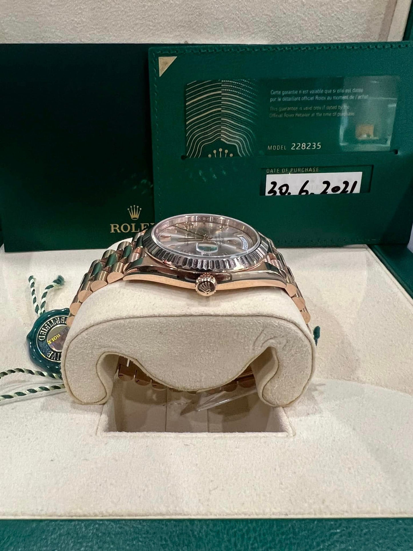 ROLEX Rose Gold Daydate 40 228235 40MM Sundust Roman DIAL WITH ROSE GOLD PRESIDENT BRACELET BOX + PAPERS