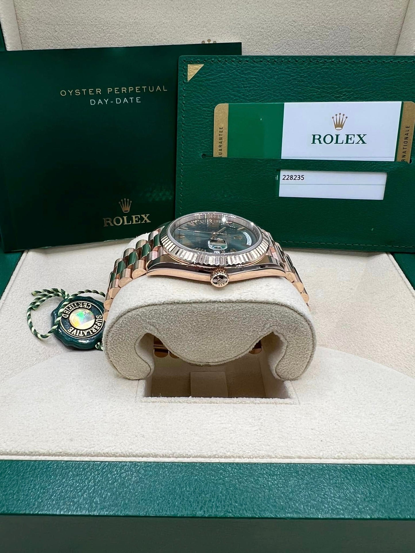 ROLEX Rose Gold Daydate 40 228235 40MM Olive DIAL WITH ROSE GOLD PRESIDENT BRACELET BOX + PAPERS