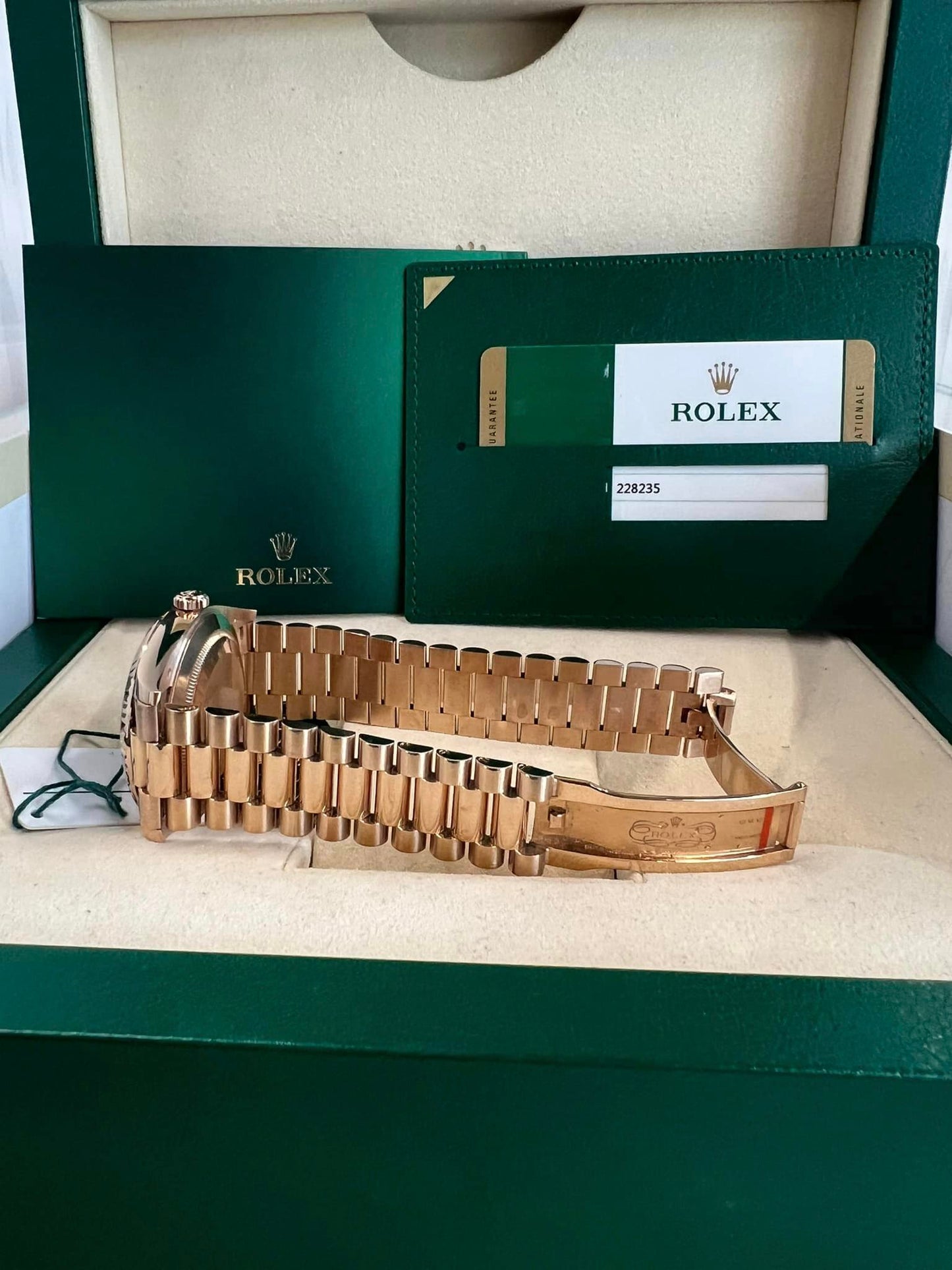 ROLEX Rose Gold Daydate 40 228235 40MM Chocolate Diamond DIAL WITH ROSE GOLD PRESIDENT BRACELET BOX + PAPERS