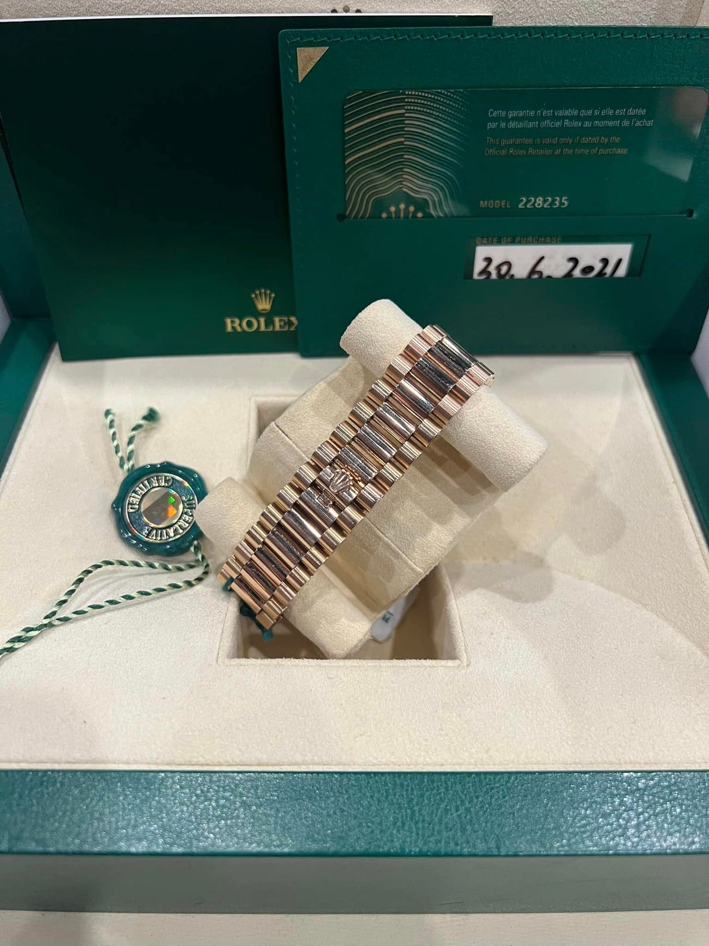 ROLEX Rose Gold Daydate 40 228235 40MM Sundust Roman DIAL WITH ROSE GOLD PRESIDENT BRACELET BOX + PAPERS