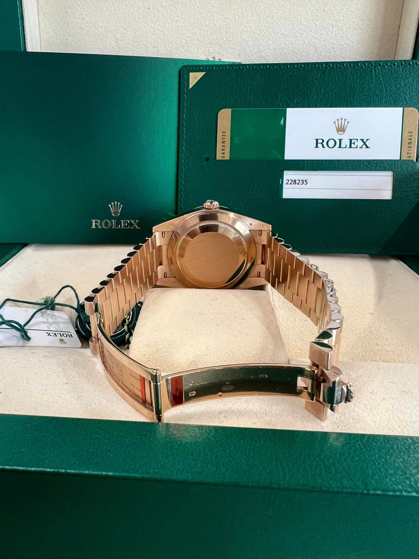 ROLEX Rose Gold Daydate 40 228235 40MM Chocolate Diamond DIAL WITH ROSE GOLD PRESIDENT BRACELET BOX + PAPERS