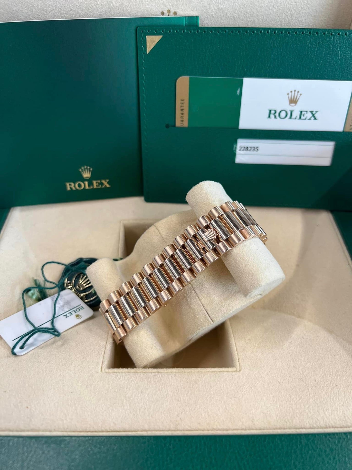 ROLEX Rose Gold Daydate 40 228235 40MM Chocolate Diamond DIAL WITH ROSE GOLD PRESIDENT BRACELET BOX + PAPERS