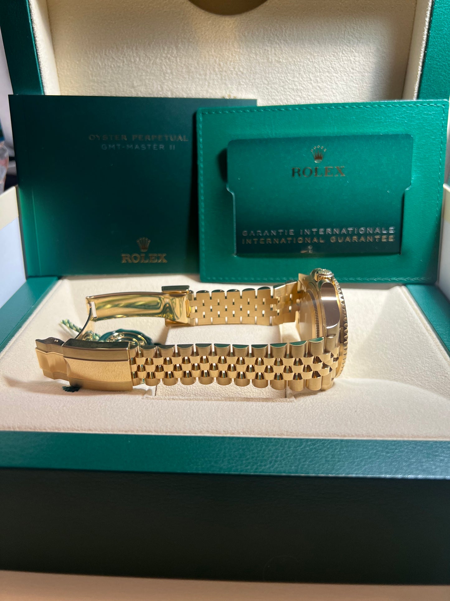 2024 GOLD ROLEX GMT-MASTER II 126718 40MM BLACK DIAL JUBILEE BRACELET BOX + PAPERS