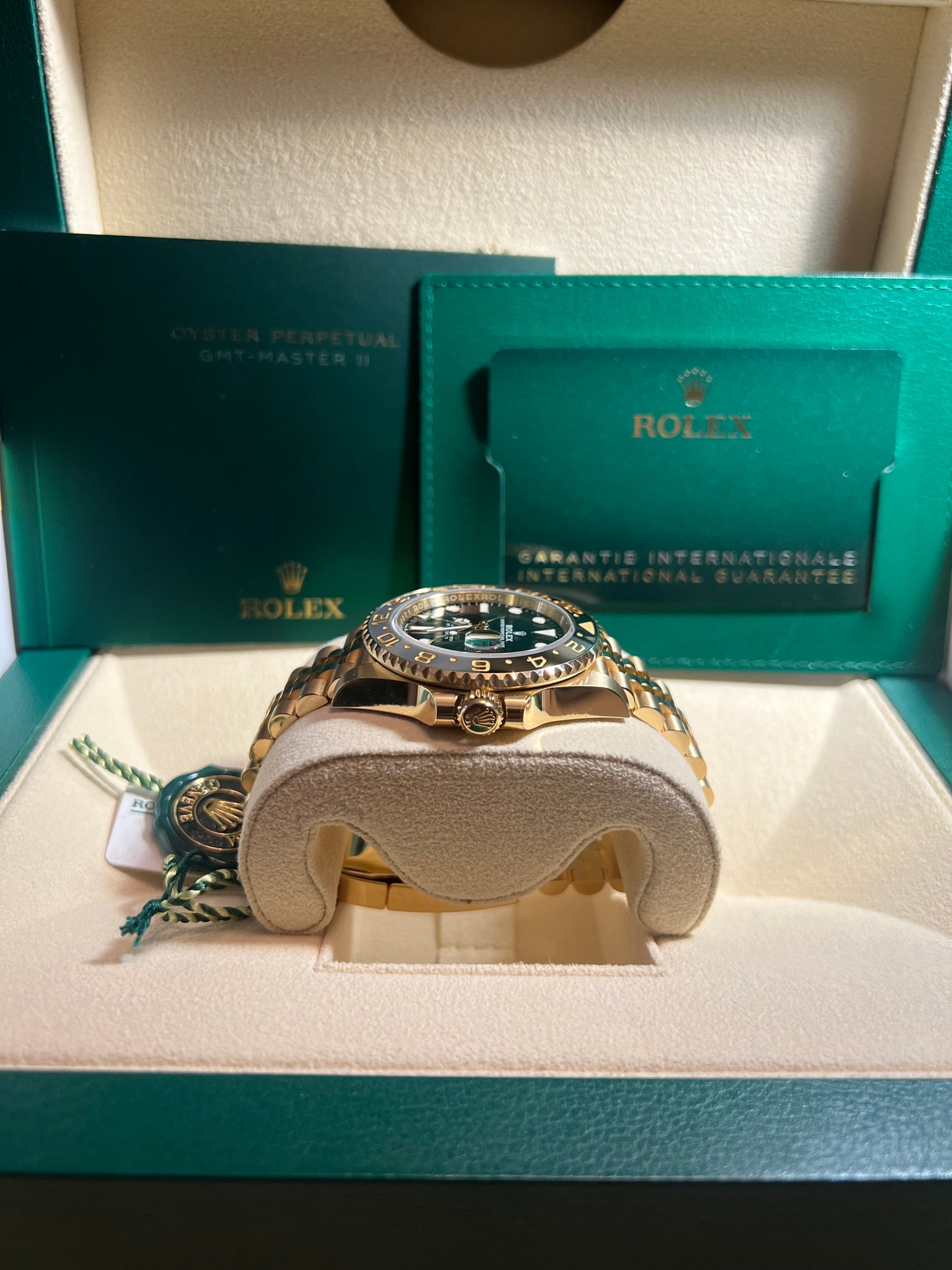 2024 GOLD ROLEX GMT-MASTER II 126718 40MM BLACK DIAL JUBILEE BRACELET BOX + PAPERS