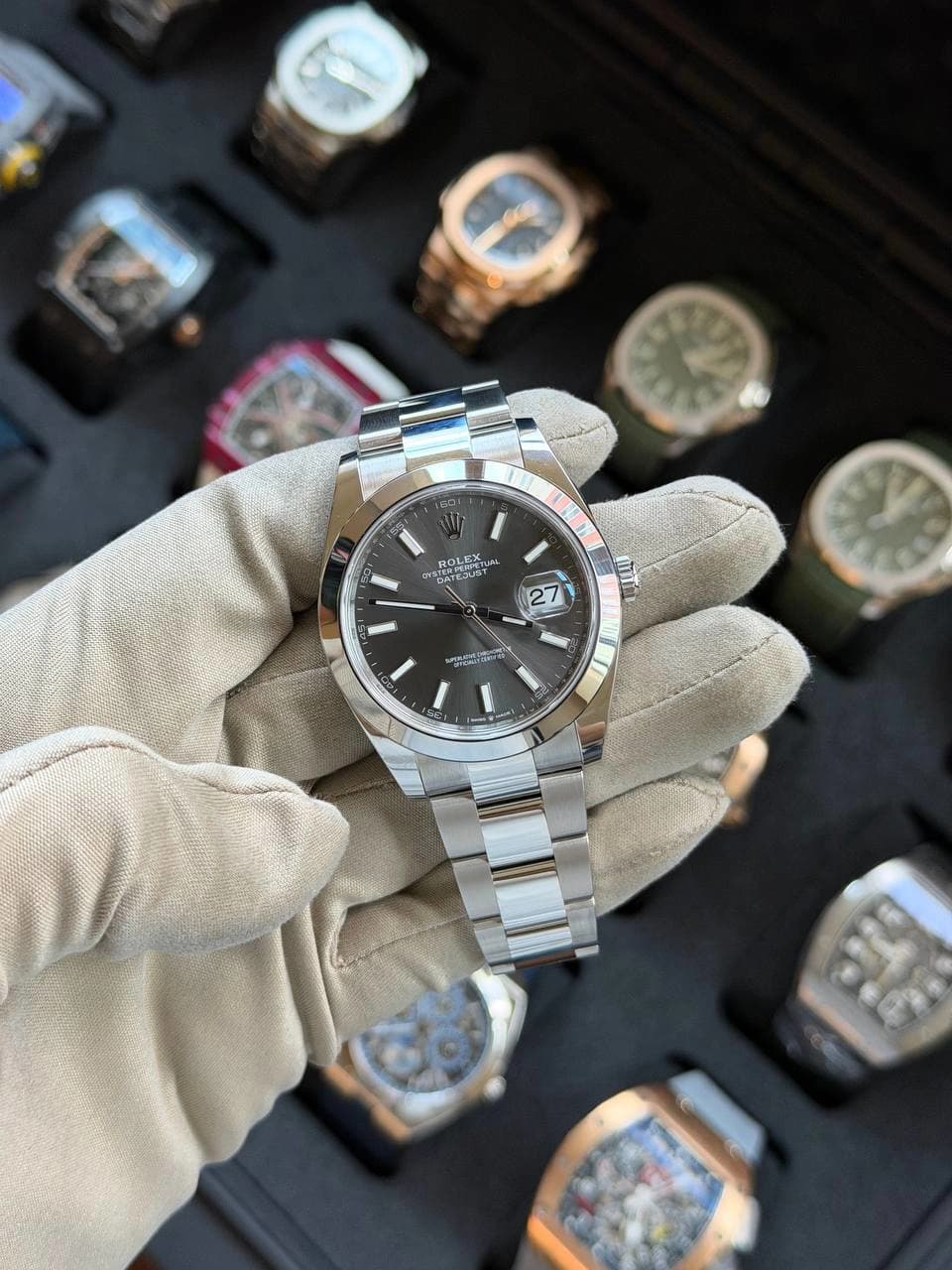 Rolex Datejust 41 "Slate Dial Oyster"