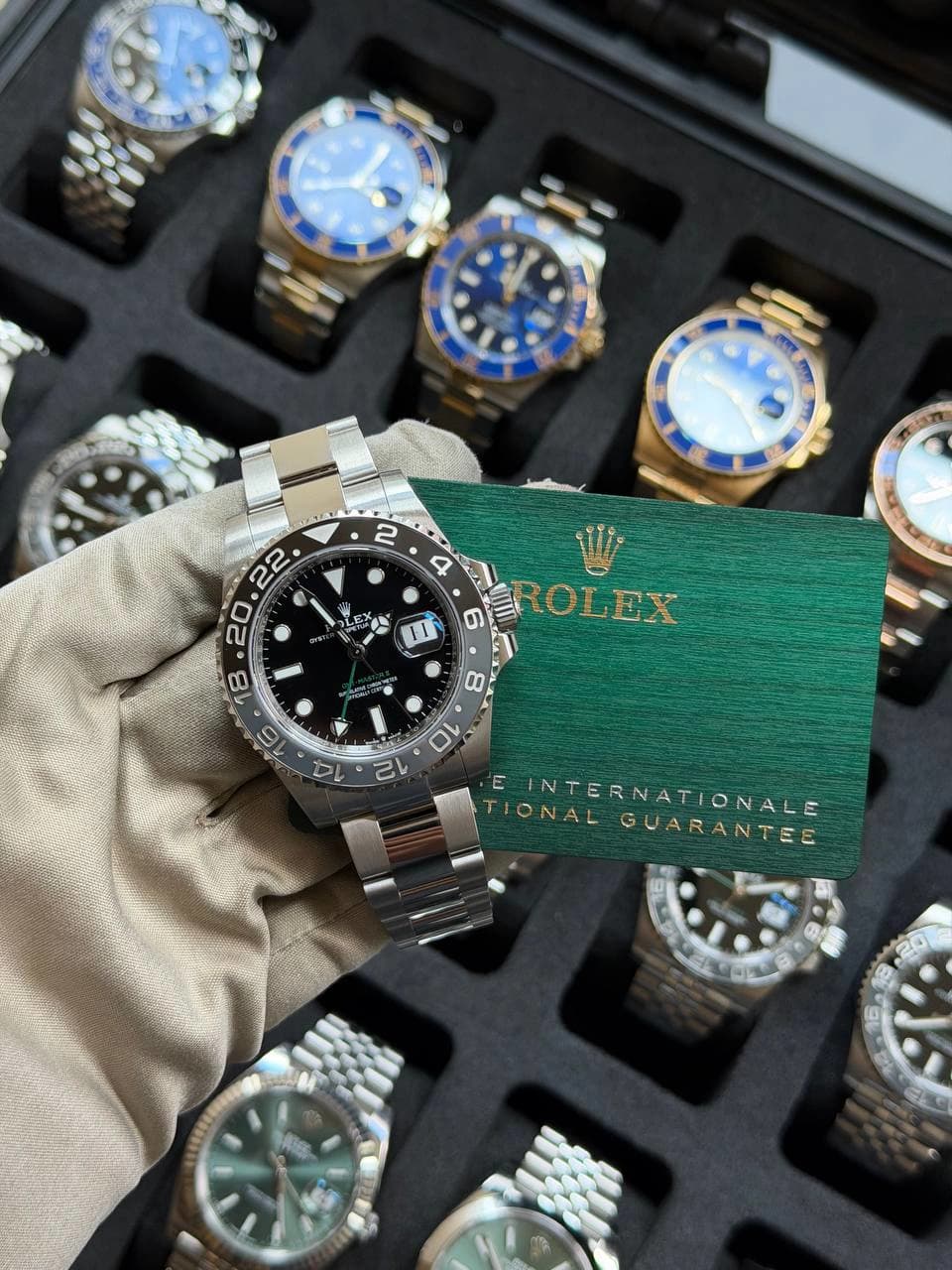 Rolex GMT-Master II "Bruce Wayne Oyster"