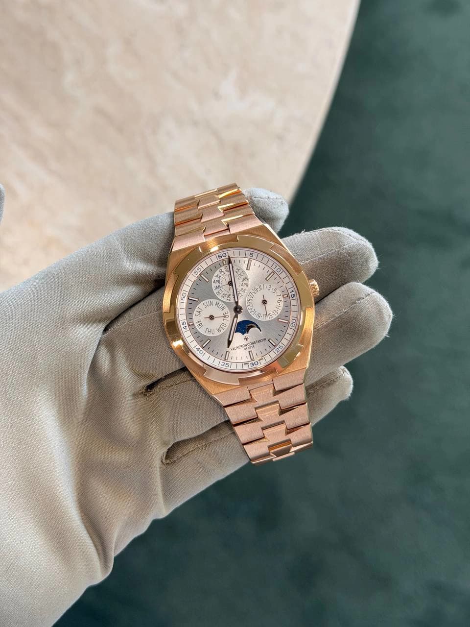 Vacheron Constantin Overseas Perpetual Calendar Ultra-Thin