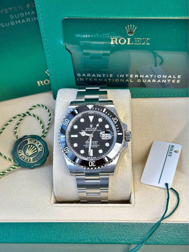 Rolex submariner box and on sale papers