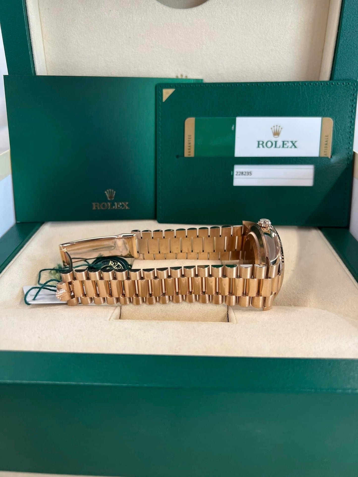 ROLEX Rose Gold Daydate 40 228235 40MM Chocolate Diamond DIAL WITH ROSE GOLD PRESIDENT BRACELET BOX + PAPERS